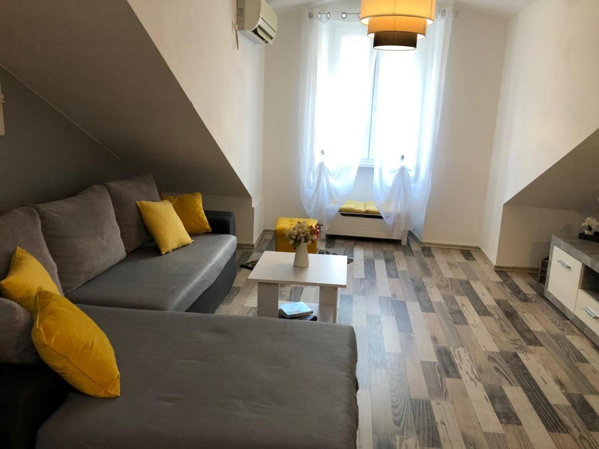 Charming Rijeka city center apartment Renee Buitenkant foto